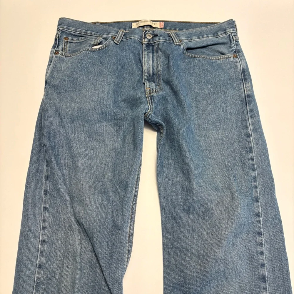 Levis 505 Straight Fit Jeans Mens 36x30 Blue Raw Hem Distressed Denim